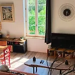 Maison Du Pont Canal